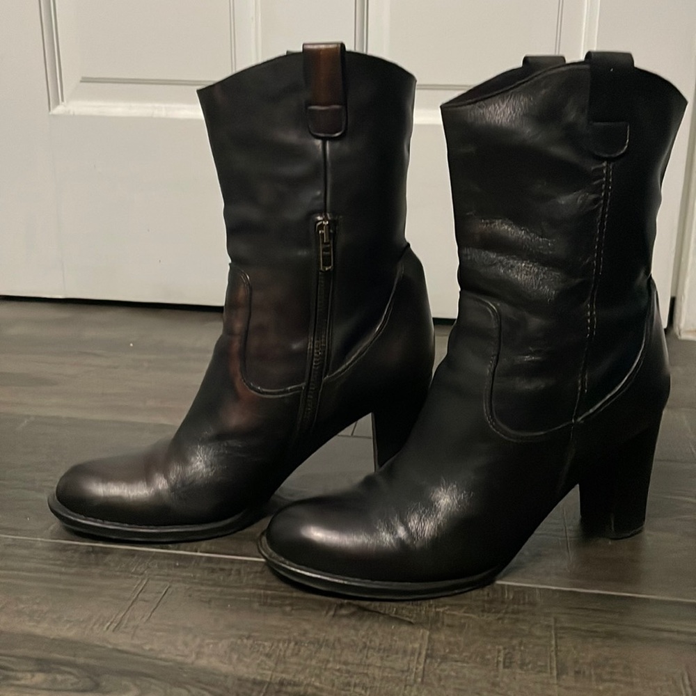 Vero Cuoio leather Booties